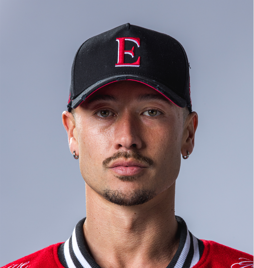 DISTRESSED BASEBALL CAP